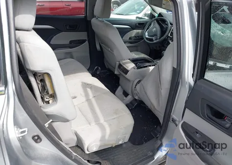 2017 Toyota Highlander Le z USA, uszkodzony, nr VIN 5TDZZRFH9HS231146